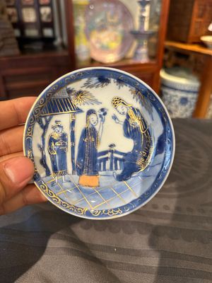 Dertien Chinese blauw-witte schotels en twaalf koppen met figuratief decor, Kangxi/Yongzheng — foto 44