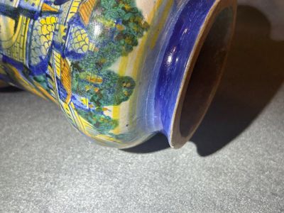Deux albarelli en majolique italienne polychrome, Urbino ou Venise, 16ème — photo 6