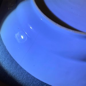 Deux assiettes en porcelaine de Chine en bleu et blanc à décor de 'La romance de la chambre de l'ouest', Kangxi — photo 15