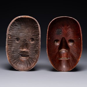 Deux beaux masques en bois peint représentant le 'Waka Onna' et 'Manbi' pour le drame musical 'Nô', Japon, 19ème — photo 2