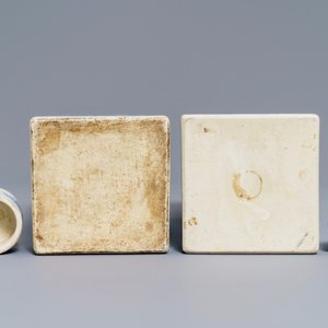 Deux boîtes à thé couvertes en porcelaine de Chine bleu et blanc, Kangxi — photo 6
