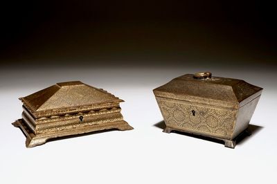 Deux boîtes anglo-indiennes en cuivre damasquiné, 18/19ème