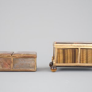 Deux boîtes en laiton et pierres semi-précieuses: oeil de tigre et agata incrusté, 19ème siècle — photo 3