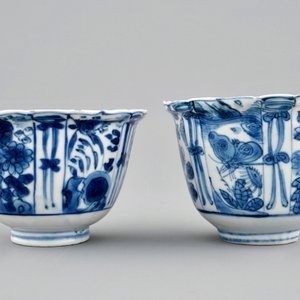 Deux bols "corbeaux" en porcelaine de Chine bleu et blanc, Ming, Wanli — photo 2