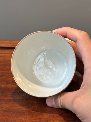 Deux bols couverts de type 'chupu' en porcelaine de Chine famille rose pour le marché Straits ou Peranakan, marque et époque de Tongzhi — photo 18
