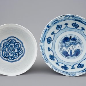 Deux bols en porcelaine de Chine bleu et blanc de type kraak, Ming, Wanli — photo 6