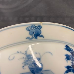 Deux bols en porcelaine de Chine en bleu et blanc, Kangxi — photo 10
