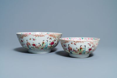 Deux bols en porcelaine de Chine famille rose à décor mandarin, Qianlong