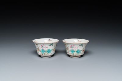 Deux bols en porcelaine de Chine famille rose aux sujets érotiques, marque de Kangxi, 19ème
