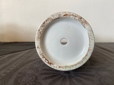 Deux bols et un vase en porcelaine de Chine famille rose de Canton et une boîte en laque, Qianlong et postérieur — photo 16
