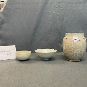 Deux bols et une jarre en porcelaine de Chine de type qingbai, Song — photo 8