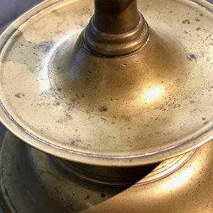 Deux bougeoirs gothiques en bronze, Flandres ou Pays-Bas, 15/16ème — photo 9