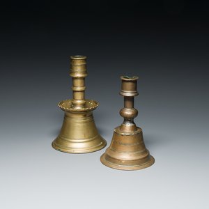 Deux bougeoirs ottomans en bronze, 17ème — photo 1
