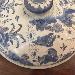 Deux bouillons et leur couvercle en faïence de Delft bleu et blanc, fin du 17ème — photo 11