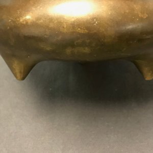 Deux brûles-parfum tripods en bronze, marque de Xuande, Chine, 19ème — photo 23