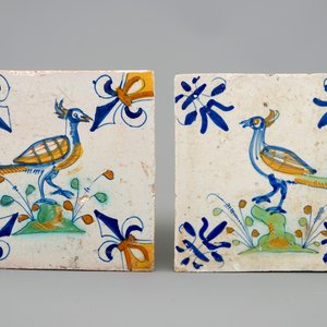 Deux carreaux polychromes aux décors d'oiseaux, 17ème — photo 1