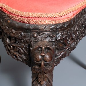Deux chaises en bois sculpté et ajouré, Inde ou Ceylan britannique, 18/19ème — photo 10