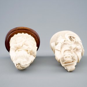 Deux figures de Boddhisatve en ivoire sculpté, vers 1920 — photo 6