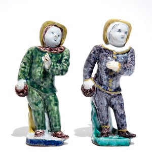 Deux figures de bonhommes en faïence polychrome de Bruxelles, 18ème — photo 2