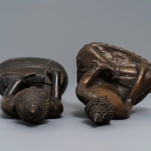Deux figures de Bouddha en bronze, Siam et Népal, 17/18ème — photo 7