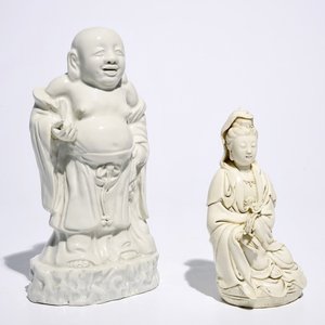 Deux figures de Bouddha et Guanyin en porcelaine blanc de Chine de Dehua, 19/20ème — photo 1