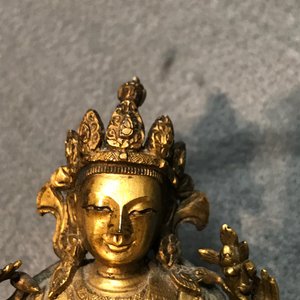 Deux figures de Bouddha Shakyamuni et d' Avalokitesvara en bronze doré, Sino-Tibet, 18/19ème — photo 23