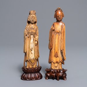 Deux figures de courtisanes en ivoire sculpté, Chine, Ming — photo 1