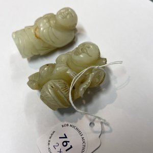 Deux figures de garçons en jade céladon sculpté, Chine, 19/20ème — photo 9