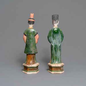 Deux figures de tombeau en terre cuite polychromé, Chine, Ming — photo 4