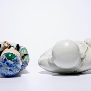Deux figures d'immortels et un Bouddha en porcelaine de Chine famille rose, 19/20ème — photo 14