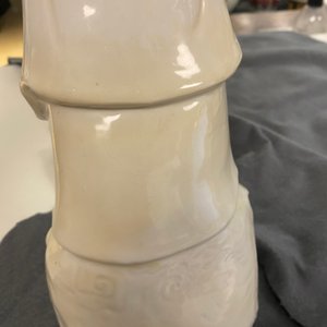 Deux figures en porcelaine blanc de Chine figurant Liu Hai et Guanyin, Kangxi — photo 16