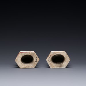 Deux figures sur socles en biscuit émaillé verte, Chine, Kangxi — photo 4