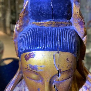 Deux grandes figures de Guanyin en bois doré et laqué, Chine, 18/19ème — photo 31