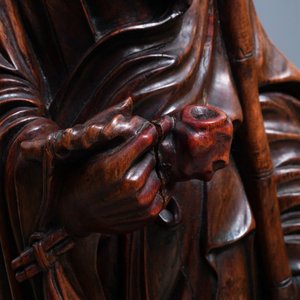 Deux grandes figures d'immortels en bois sculpté, Chine, République — photo 8