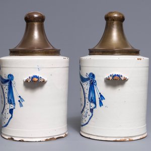 Deux grands pots à tabac en faïence de Bruxelles bleu et blanc, 18ème — photo 4