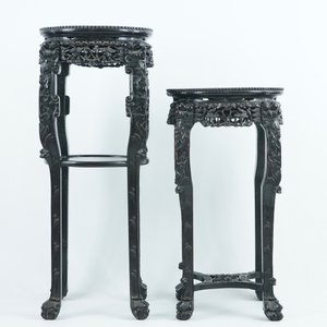 Deux grands socles chinois en bois sculpté et marbre, 19ème — photo 2