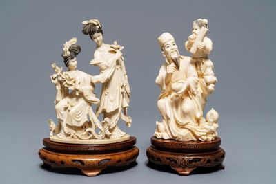 Deux groupes en ivoire sculpté, Chine, vers 1940