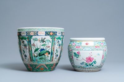 Deux jardinières en porcelaine de Chine famille rose et verte, 19ème