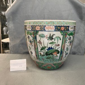 Deux jardinières en porcelaine de Chine famille rose et verte, 19ème — photo 11