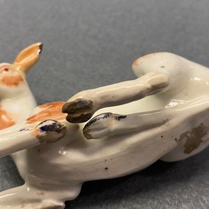 Deux modèles de cerfs en porcelaine, probablement Chelsea, Angleterre, 18ème — photo 11