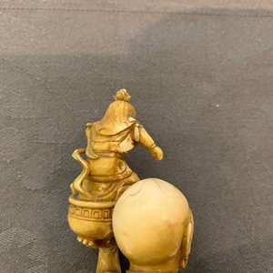 Deux okimonos en ivoire sculpté, Japon, Meiji, 19ème — photo 19