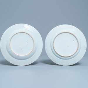 Deux paires d'assiettes en porcelaine de Chine famille rose à décor de 'La romance de la chambre de l'ouest', Qianlong — photo 5