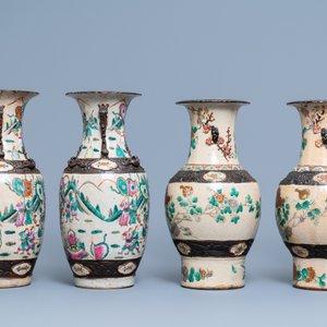 Deux paires de vases en porcelaine de Chine dite 'de Nankin', 19ème — photo 2
