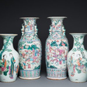 Deux paires de vases en porcelaine de Chine famille rose, 19ème — photo 2