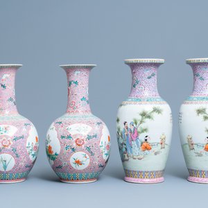 Deux paires de vases en porcelaine de Chine famille rose, République — photo 2