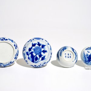 Deux petites boîtes couvertes en porcelaine de Chine bleu et blanc, Kangxi — photo 7