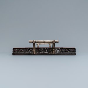 Deux plateaux en bois aux anses et plaques en argent, Chine, 19ème — photo 5