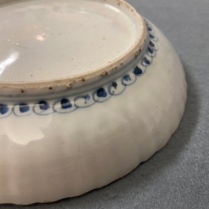 Deux plats en porcelaine de Chine en bleu et blanc de type kraak, Wanli — photo 16