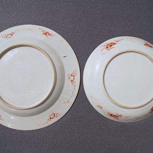 Deux plats en porcelaine de Chine famille rose à décor 'Pompadour', Qianlong — photo 29