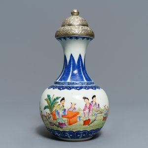 Deux plats et un vase en porcelaine de Chine famille rose, 19/20ème — photo 6